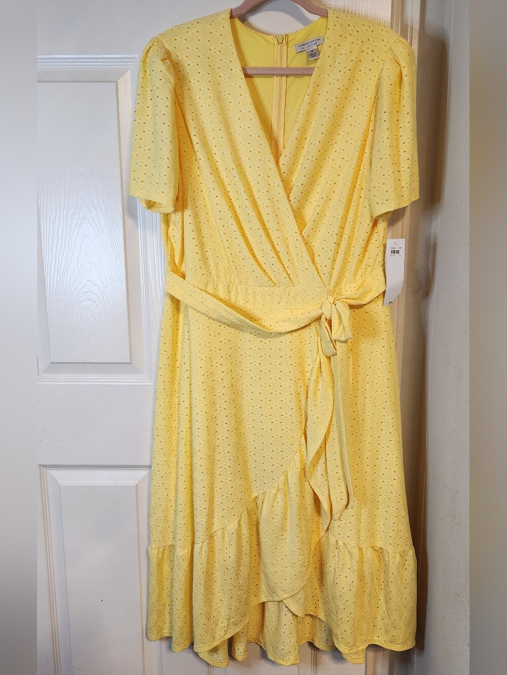 London Style Yellow Eyelet Wrap Midi Dress with Tie Waist Size 18